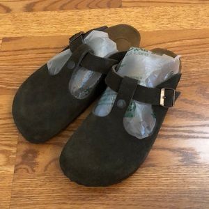 Birkenstock “Bern” Mary Jane Clog Soft Footbed 38N